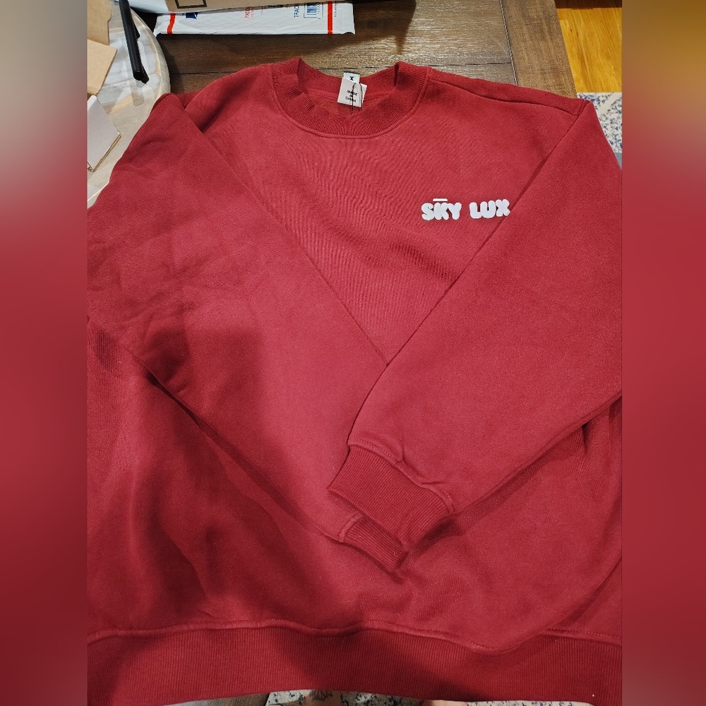 Thrive Men's Maroon Crewneck Sweater